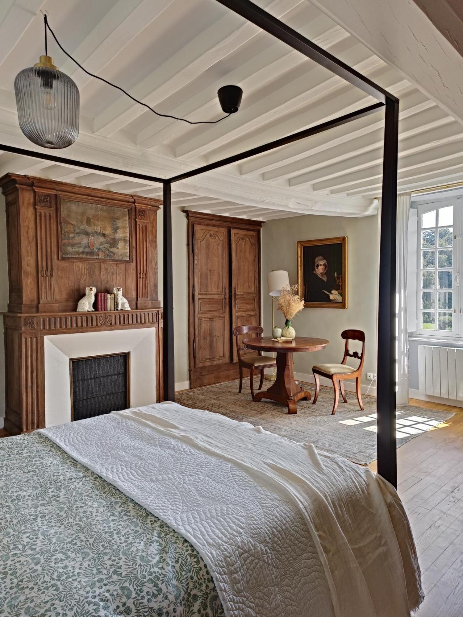 La Theresienne Pleines-Oeuvres Bagian luar foto