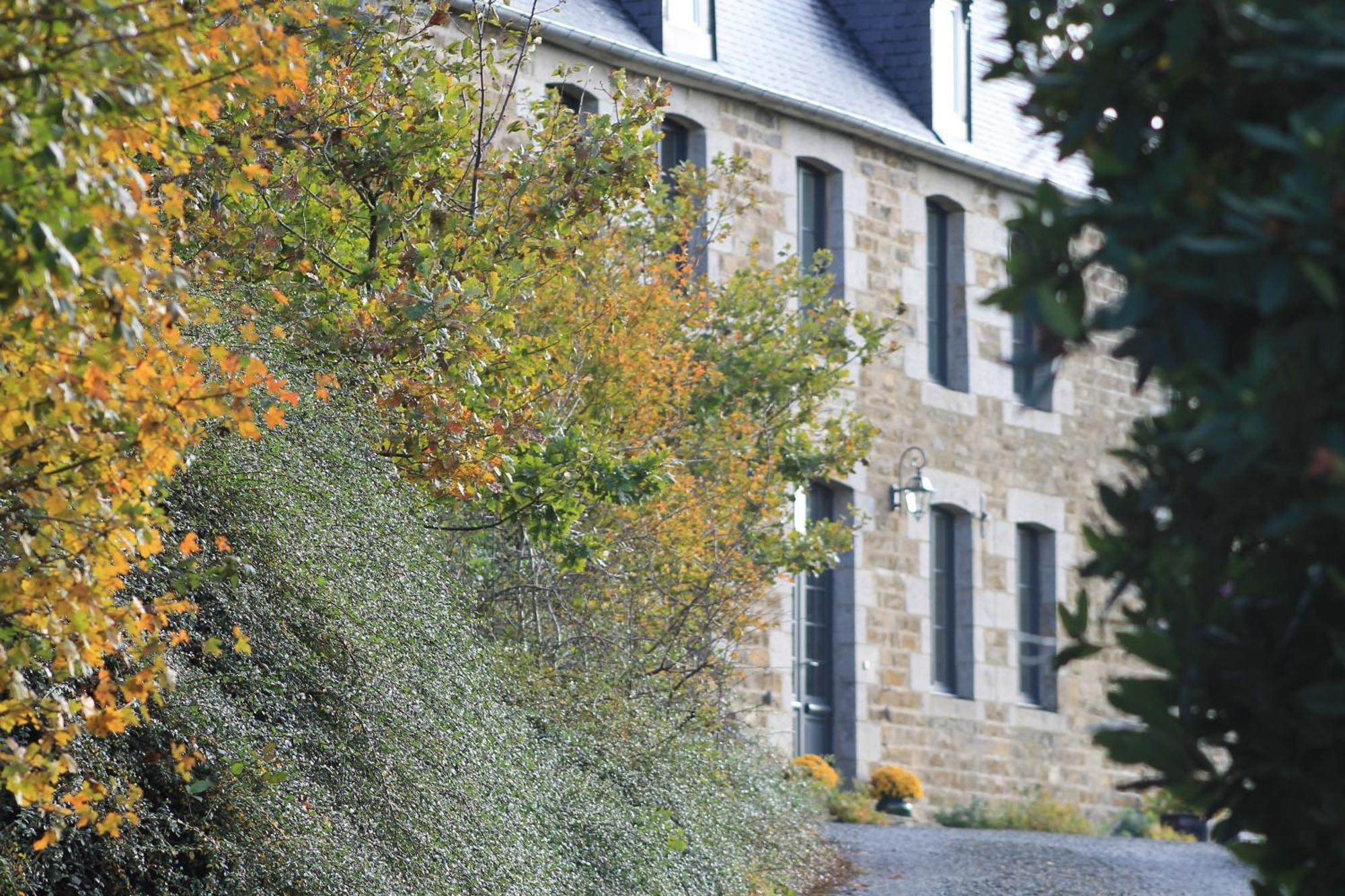 La Theresienne Pleines-Oeuvres Bagian luar foto